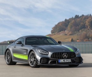 Mercedes-AMG GT R PRO